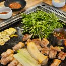 돌삼닭 - 광명시 오리로856번길 8-1 | 철산역 삼겹살 고기 구워주는 집 돌삼닭 철산점