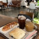 카페 거너실 이미지