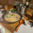 필통 동전 노래연습장 이미지