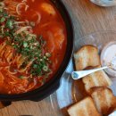 즐기자혼술혼밥 | 잠실새내술집 포코하우스 대형스크린 있는 감성 넘치는 안주 맛집 후기
