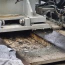 (주)울산에스오에스이송센타 | 부산 공작기계 MCT 머시닝센터 절삭유 슬러지 제거작업