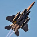 단계사거리(161)(58002) | 미 공군 이란의 견고한 목표물에 대한 심층 타격 보여주는 사진 공개