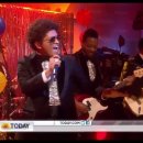 Bruno Mars - Locked Out Of Heaven / If I Knew / White Christmas (Live @ Today Show) 이미지