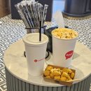 롯데슈퍼앞 | 동탄 롯데백화점 크리스마스마켓 진행 중 - 롯데시네마 슈퍼플렉스관 I열 좌석 후기