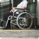 척척의료기 | 최상급중고휠체어 일반대여이벤트 영진의료기 스마트스토어에서 대여하고 포토리뷰시 포인트 지급받고...
