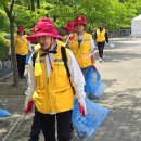 아산시협의회, 근로자의날 슈퍼히어로 콘서트 환경정화 활동 실시 이미지