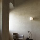덴마크 디자인 브랜드 메뉴의 새로운 가구 - Androgyne Side Table 이미지