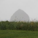 캐논비치의 Haystack Rock 이미지
