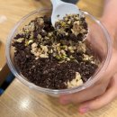 빽다방명동중앙우체국점 | 🍦내돈내산 빽다방 요거트 아이스크림 + 두바이초코 맛 솔직 후기