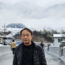 극서정을 향해 날아가는 제왕나비/ 김왕노