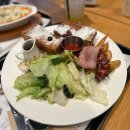 중앙역 건너편 엘리베이터옆 | [ 수원 광교 엘포트맛집 ] 광교호수공원 근처 브런치 카페, 더브라운 광교엘포트점 주차, 메뉴 찐 후기!