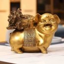황금돼지동상 이미지