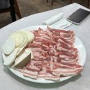 수정식육식당 | 광주 화정동 삼겹살 노포 맛집 수정식육식당