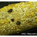 호밀과 유기농무슬리로 만든 무설탕 건강빵 이미지