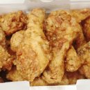 교촌치킨 산본사거리점 | 어쩔 수 없이 맛있는 교촌치킨, 산본사거리점(시네빔 추천을 곁들인,,)