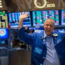 Dow Closes Above 17,000 as Stock Rally Outpaces Economy-NYT 7/3 : Dow 지수 17000p 돌파 배경과 주식시장 전망 이미지