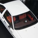 (가격 인하)1/18 이그니션 모델 이니셜 D 버젼 토요타 Trueno AE86 흰색 판매합니다. 이미지