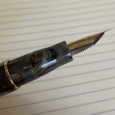 Leonardo Officina Italiana MomentoZero in Horn --- 1.5mm stub nib. 이미지