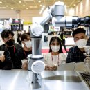 Who needs staff, when there are robots and tech-savvy customers? 무인점포증가 이미지