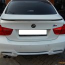 용 모터스 이미지