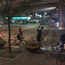 첼로(야간) 이미지