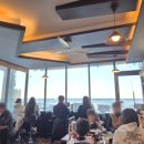 제주바다마루 민박 | 제주공항 근처 맛집 추천 마루해물라면 제주공항점 바다뷰 통창홀 만석 후기