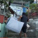 Coupang deliveryman's story goes viral 울릉도의 영웅:쿠팡 배달직원의 이야기 입소문 타다 이미지