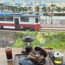 송정중앙로 | (솔직후기) 부산 송정 카페, 수월경화 | 오션뷰에 K디저트와 차 한잔 (해변열차 촬영 꿀팁)