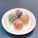 건강한 비건 로푸드 간식 블리스볼(Bliss Ball) 에너지볼