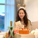 [종편] 한지민 생일에 서프라이즈 이벤트 해 준 김혜수.jpgif 이미지