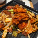 태평양약국 앞 | 범계역 김주방장중화제육 평일 웨이팅 후기 /이 집 왜 줄 서는지 알겠음