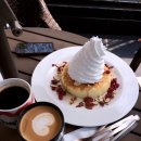 댓츠케이크 | [고양 행주산성 카페] 댓츠커피(That's Coffee) 솔직 후기, 숲속 별장 같은 아늑함과 수제 디저트가...