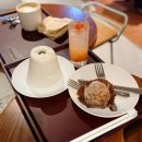 현대포목 | 서울 광장시장 스타벅스 광장마켓 한정 메뉴 추천 실타래 바움쿠헨, 핑크자몽럼토닉 리얼 후기