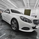 벤츠 W212 E220d, 무스로이드 12.3인치 &amp; AVI G1 스피커 업그레이드로 완성도 높인 인포테인먼트!