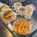 카페반월 - 광산구 반월안길 7 | 카페반월