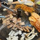 깡쓰리 왕솥뚜껑김치삼겹살 본점