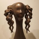 여성의 아름다운 곡선미를 승화시킨 한국 1세대 여류 조각가 윤영자(尹英子) 이미지