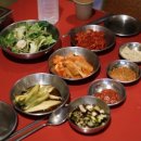 신사역 4번출구 앞 이미지