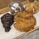 언니네빵집 | 고산빵명장 방문 후기｜빵 종류 많은 대형 빵집 후기🍰