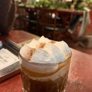 해리커피 | [당산 카페] 해리포터 감성 아인슈패너 맛집 맨홀커피 후기