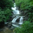 옥계리 팔각산장 앞 | 가지산(迦智山)관광 명소