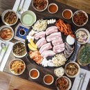 뚝배기솥뚜껑삼겹살 이미지