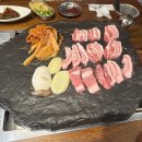 고기삼촌 - 서구 치평로 86 | [김해 삼계동] 도축하는 삼촌 돌판에 구워 먹는 고기집 내돈내산 후기