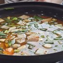 맥반석골