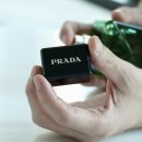 니트디자인(야간) | 프라다 패러다임 오 드 퍼퓸 후기, 남자 향수로 추천하는 명품 앰버리 우디 향수