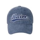 레이브(RAIVE) 노제 화보 패션으로 완성하는 여자 여름 그래픽 티셔츠, 레이스 블라우스, 모자 코디