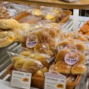 더현대서울 베즐리카페(VEZZLY CAFE) | 여의도 더현대 베이커리 맛집 카페 베즐리 VEZZLY 빵지순례