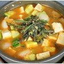 산채의 제왕 '두릅'을 넣어 만든 [두릅 된장찌개] 이미지