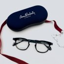 스퀘어 안경 이미지