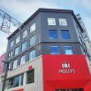 부산 남포동 카페 할리스 분위기가 경쾌하네. 책 읽기 좋은 카페다